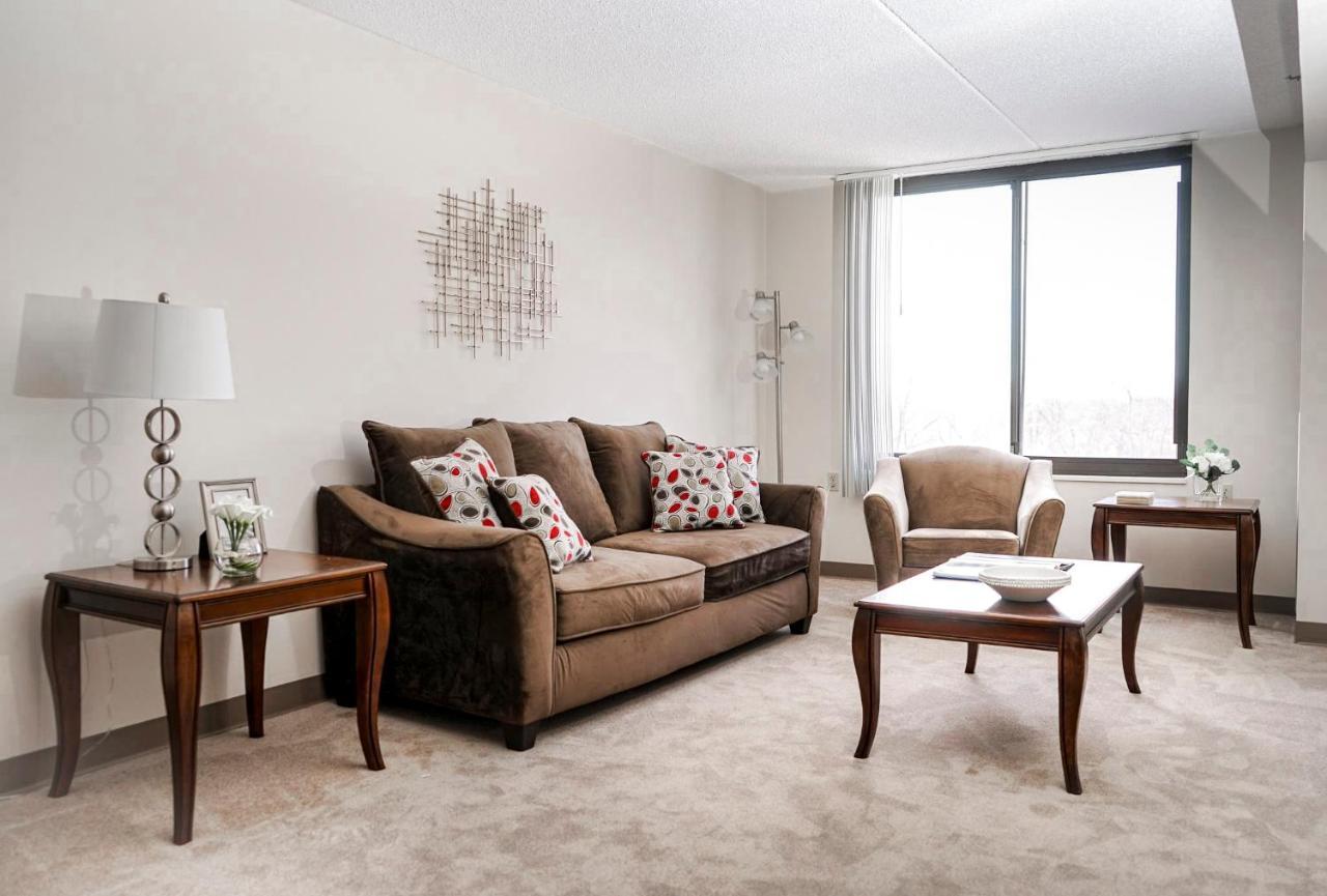 Short Term Rentals At The Park At Trowbridge Senior Community Southfield Kültér fotó