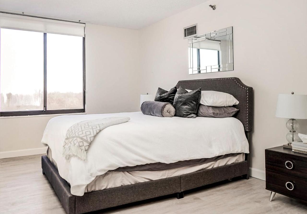 Short Term Rentals At The Park At Trowbridge Senior Community Southfield Kültér fotó