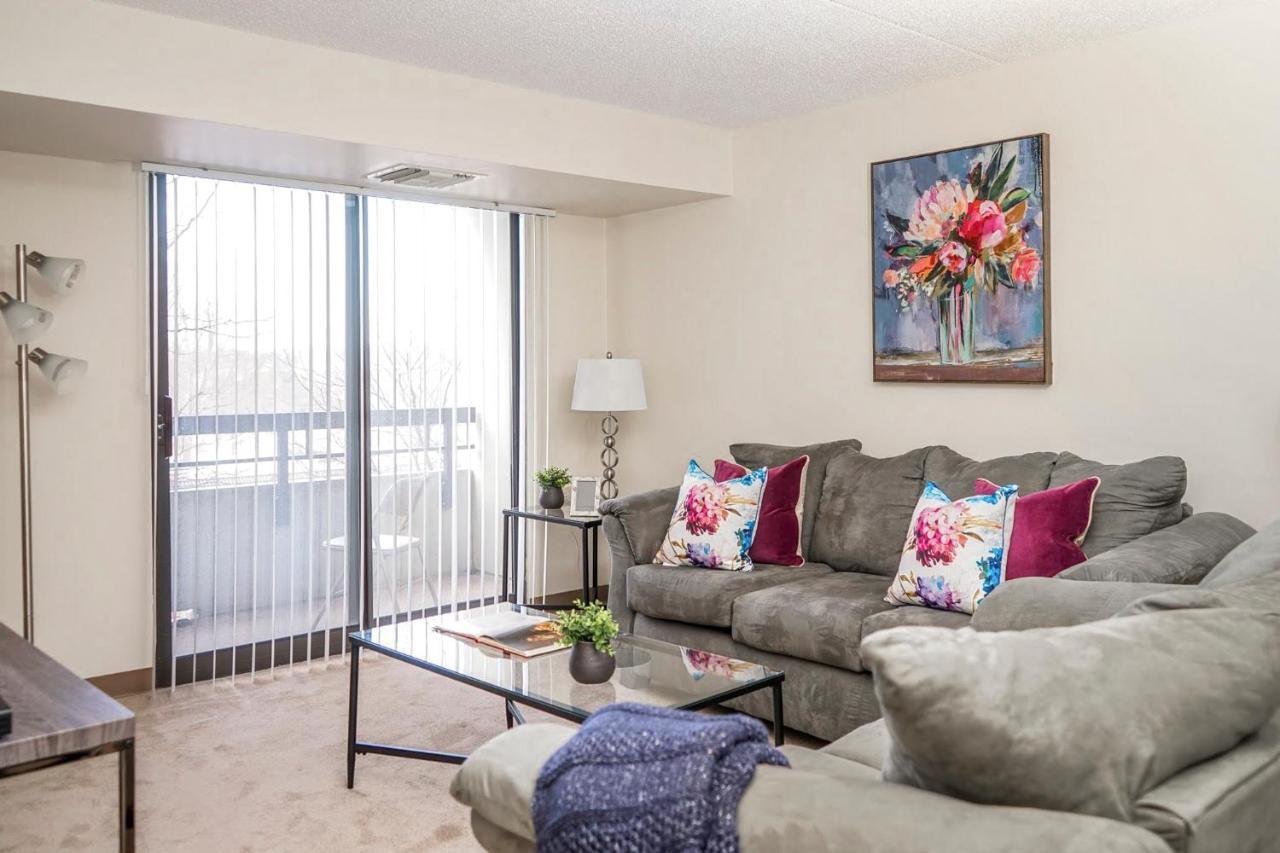 Short Term Rentals At The Park At Trowbridge Senior Community Southfield Kültér fotó