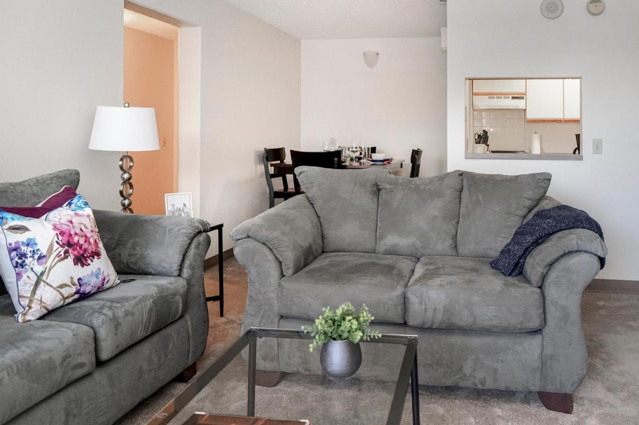 Short Term Rentals At The Park At Trowbridge Senior Community Southfield Kültér fotó