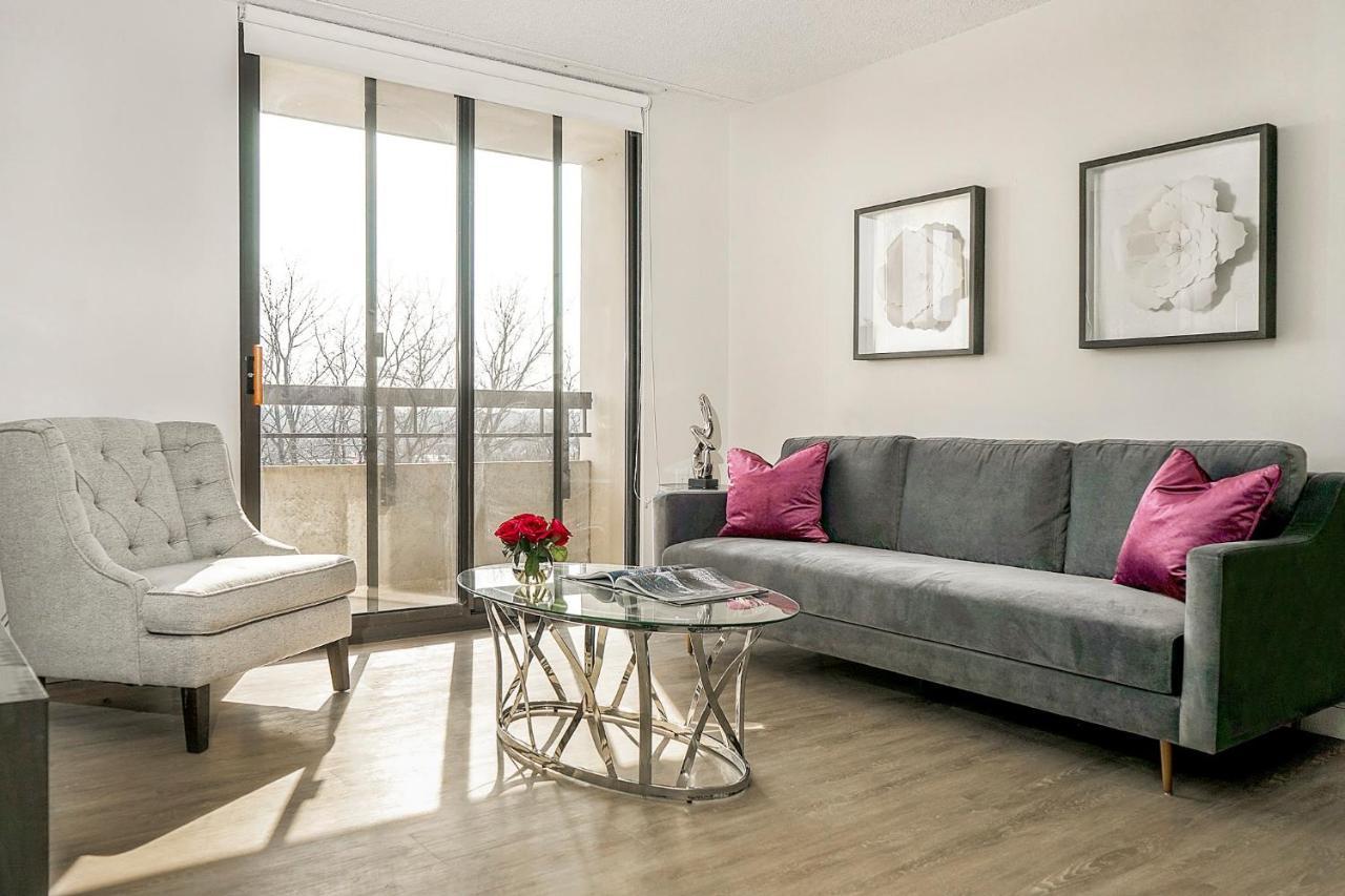 Short Term Rentals At The Park At Trowbridge Senior Community Southfield Kültér fotó