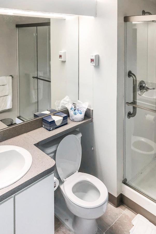 Short Term Rentals At The Park At Trowbridge Senior Community Southfield Kültér fotó