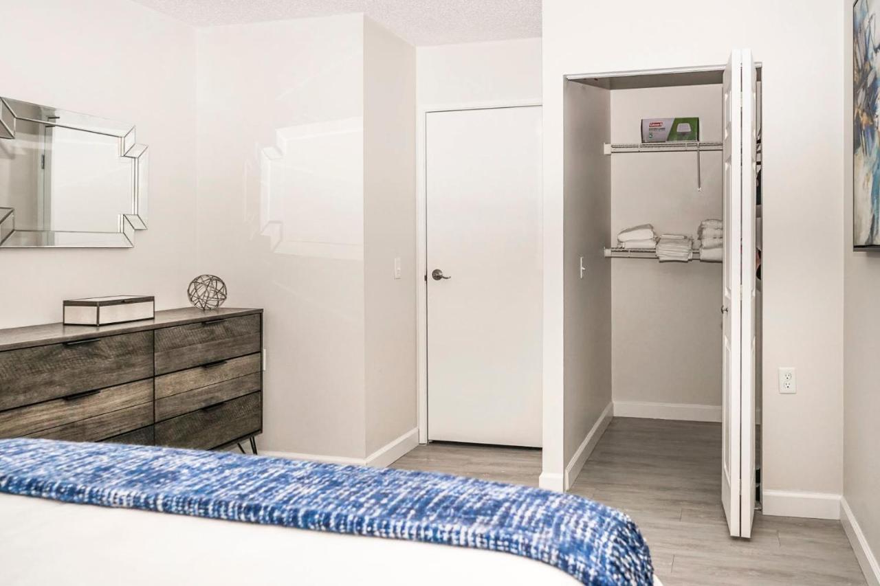Short Term Rentals At The Park At Trowbridge Senior Community Southfield Kültér fotó