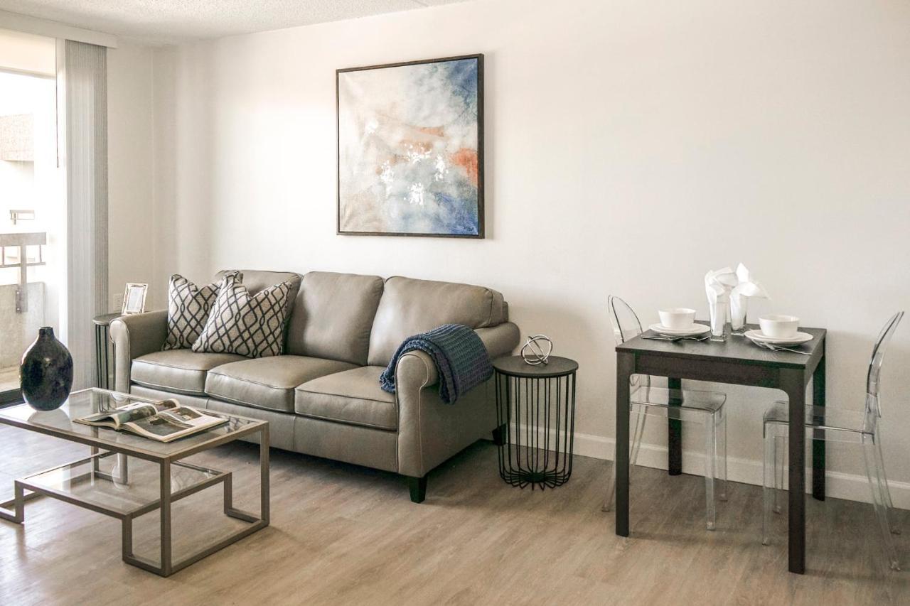 Short Term Rentals At The Park At Trowbridge Senior Community Southfield Kültér fotó